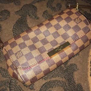 AUTHENTIC Louis Vuitton favorite PM